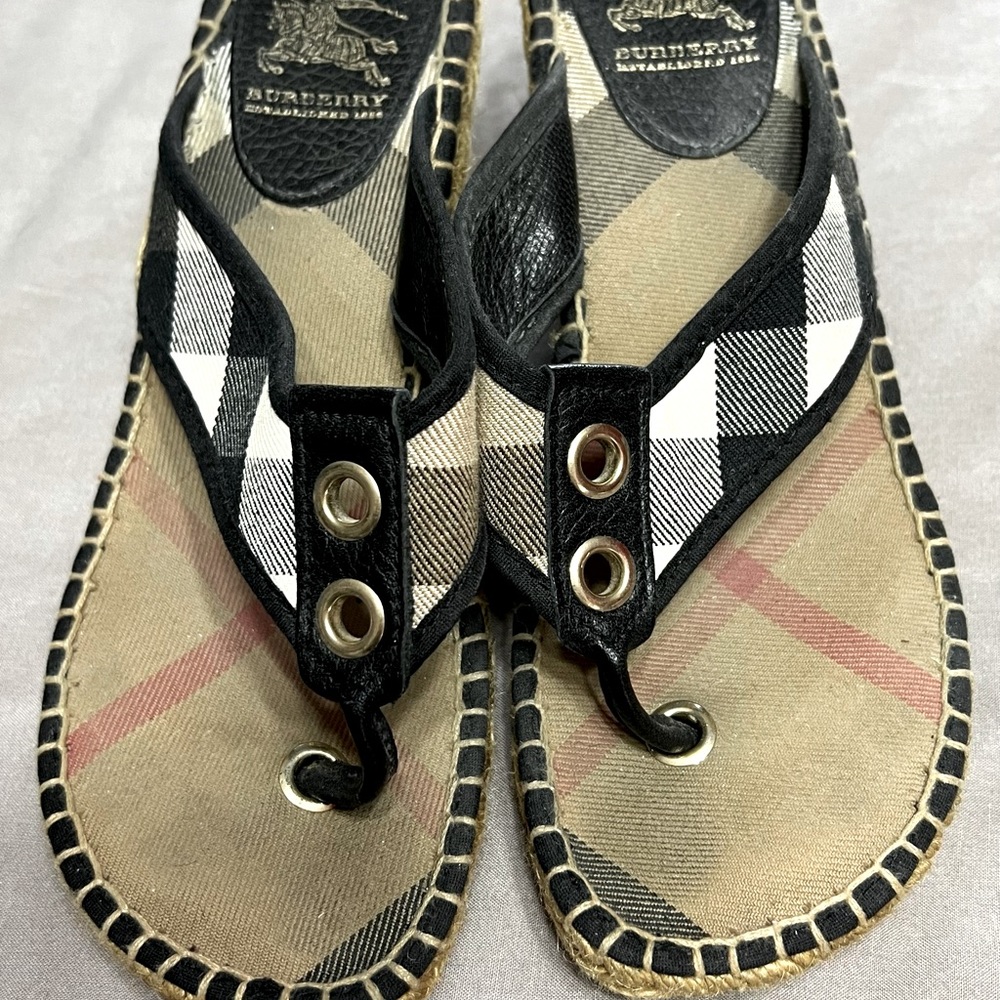Burberry wedges